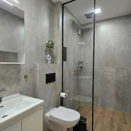 Luxury With River View & Underground Parking By Flat Mаnager Appartement Plovdiv