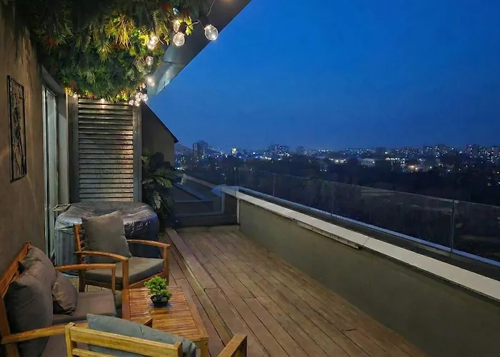 Apartman Luxury With Jacuzzi - River View & Underground Parking By Flat Mаnager Plovdiv